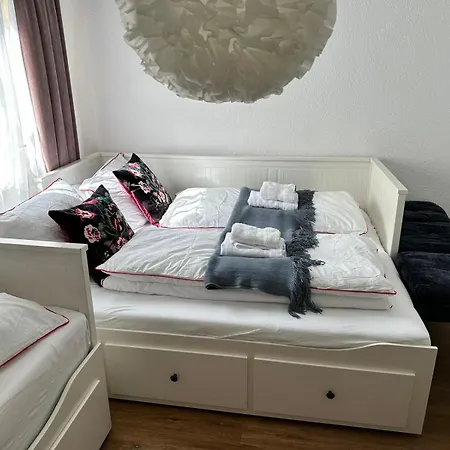 Apartmenthaus Schlosspark Daire *