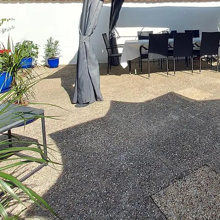 Daire Apartmenthaus Schlosspark Worms