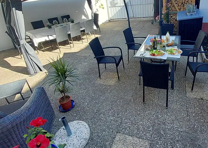 Apartmenthaus Schlosspark Daire *