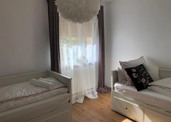 Apartmenthaus Schlosspark Daire *