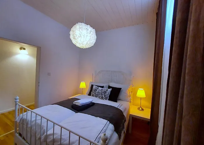 Apartmenthaus Schlosspark Daire *